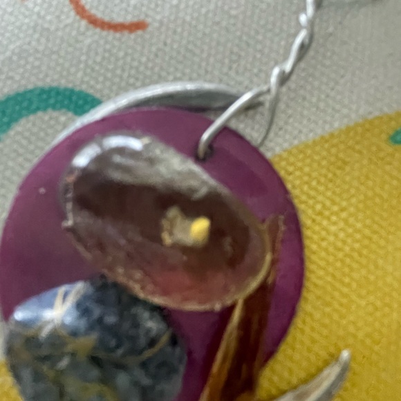 Unique pendant. - Picture 3 of 3